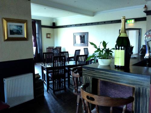 Glencarse Hotel - main image