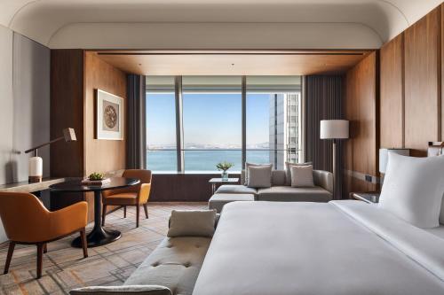 Four Seasons Hotel Dalian