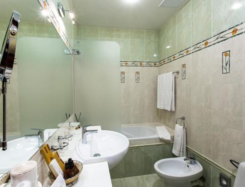 Hotel Violeta - image 5