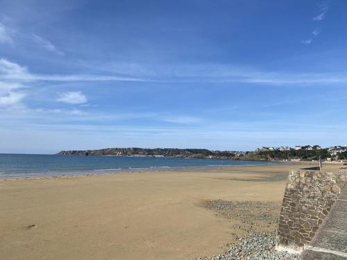 470 - Appartement accès direct à la très belle plage de CAROUAL 2km de sable fin - Location saisonnière - Erquy