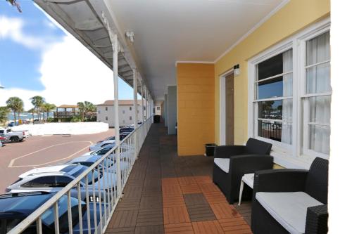 Historic Waterfront Marion Motor Lodge in downtown St Augustine - image 7