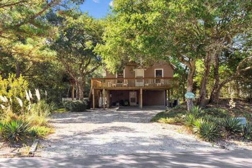 Why Knot Getaway. Emerald Isle Oasis thumb 4