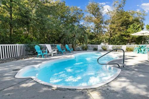Why Knot Getaway. Emerald Isle Oasis Why Knot Getaway. Emerald Isle Oasis