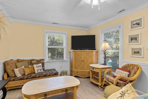 Why Knot Getaway. Emerald Isle Oasis Why Knot Getaway. Emerald Isle Oasis