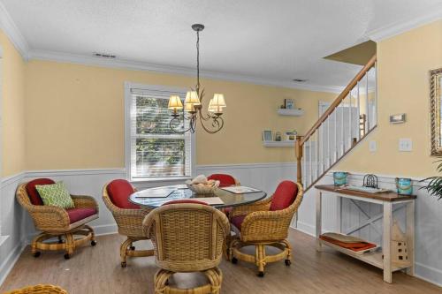 Why Knot Getaway. Emerald Isle Oasis Why Knot Getaway. Emerald Isle Oasis