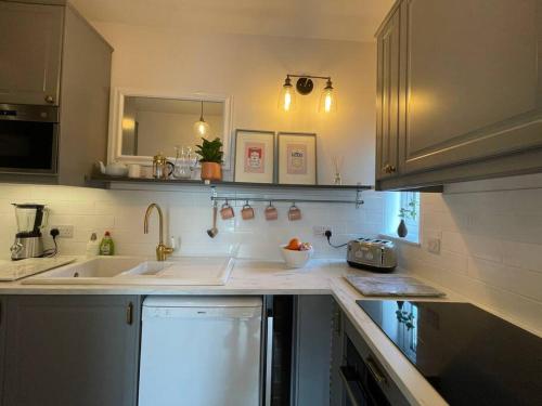 Bijou apartment in the heart of Melrose in Мелроуз