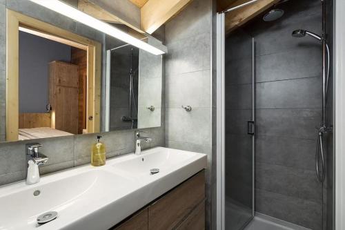 Three-Bedroom Apartment image 2