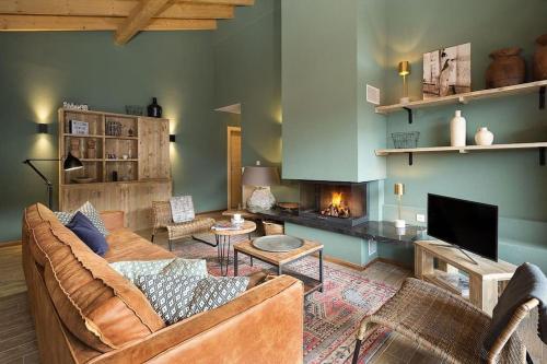 Three-Bedroom Apartment image 1