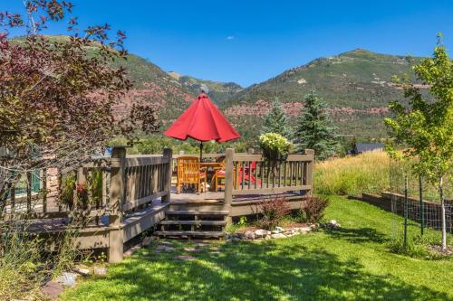 Mountain View - image 10