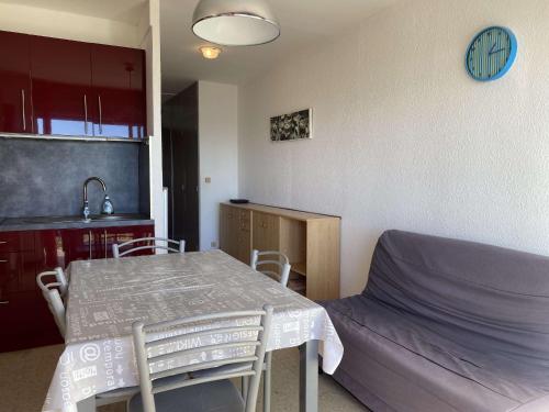 Appartement Balaruc-les-Bains, 1 pièce, 2 personnes - FR-1-553-236