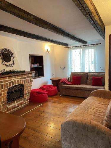 Chalet Mila - Total Chalets - Catered Chalet - image 4