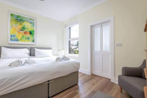 Picture of 44 Argyle Street - 2 Bed-1 Bath - Central