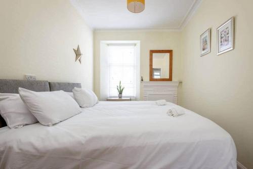 Picture of 44 Argyle Street - 2 Bed-1 Bath - Central