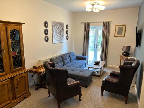 The Long Hall 2 bed ground floor annexed apartment - sleeps 6 - Apartment - Chesterfield