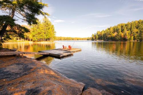 Waterfront private cottage on Koshlong Lake