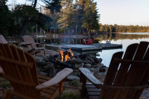 Waterfront private cottage on Koshlong Lake