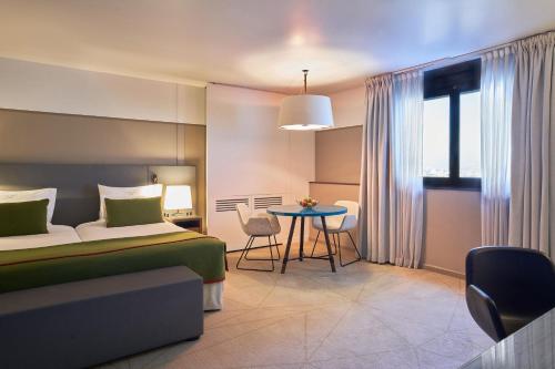 Fraser Suites Harmonie Paris La Defense