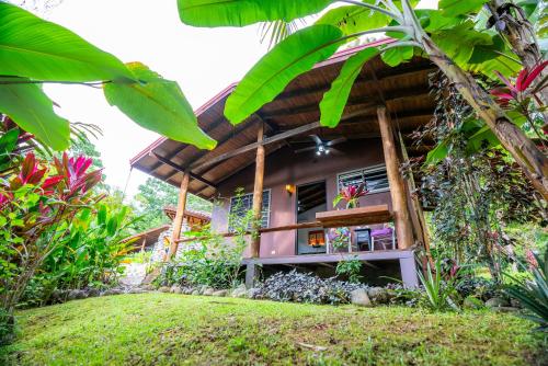 Exterior view, Toucan Villa -riverfront With Pool & Near A Beach in Uvita