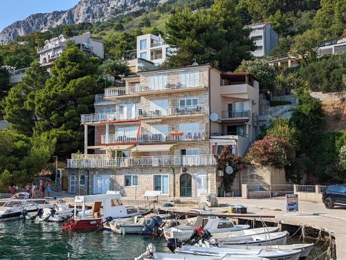 One-Bedroom Apartment with Balcony and Sea View