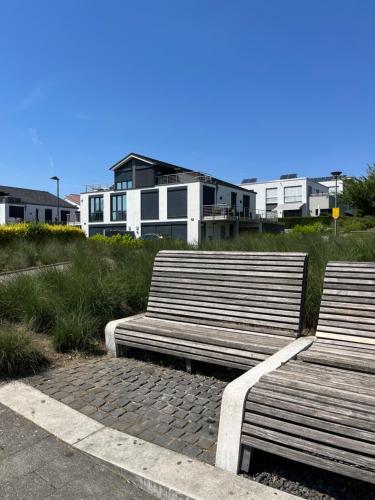 Haus mit Panoramablick auf den Phönixsee