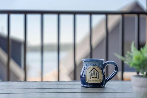 Moonlight View at Table Rock Lake