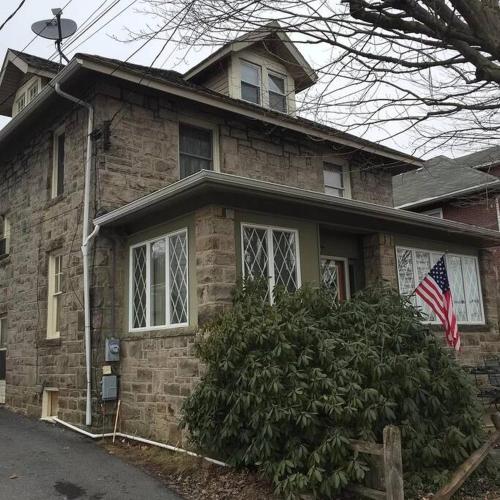 Opuluxe Cottage Peaks Retreat in Somerset, USA