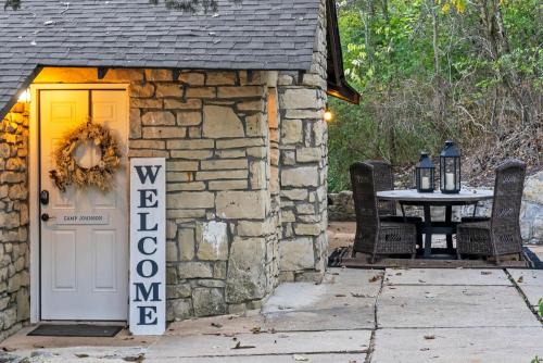 Camp Johnson in Hollister, USA