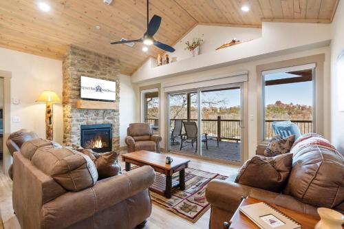 Greens Mountain Getaway in Hollister, USA