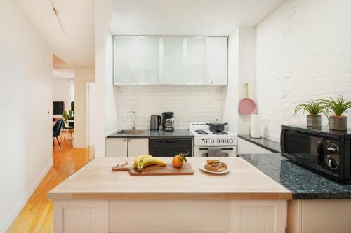 139-2W Prime west village Furnished 2BR Best value in New York, USA
