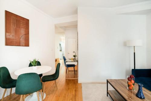 139-2W Prime west village Furnished 2BR Best value, New York (Foto 10)