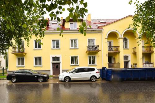 Serene 1BR with Sauna & Private Entrance - Tap to explore photos