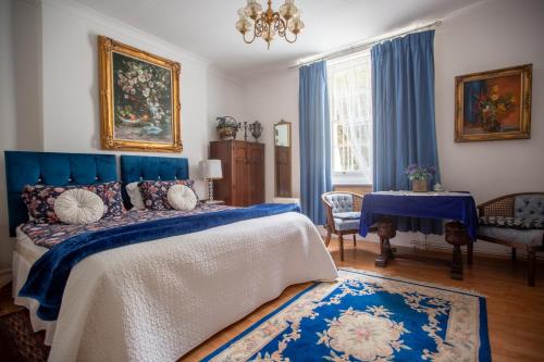 Dawson Place Juliette's Bed and Breakfast - image 11