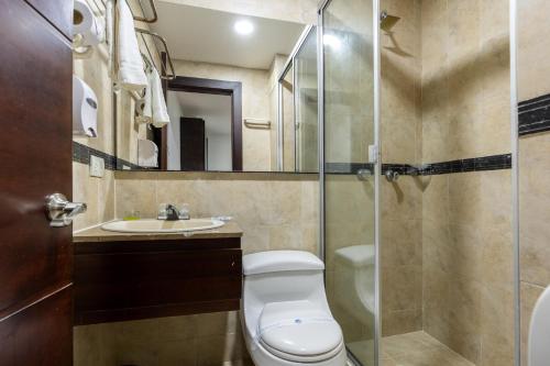 Deluxe Triple Room image 5