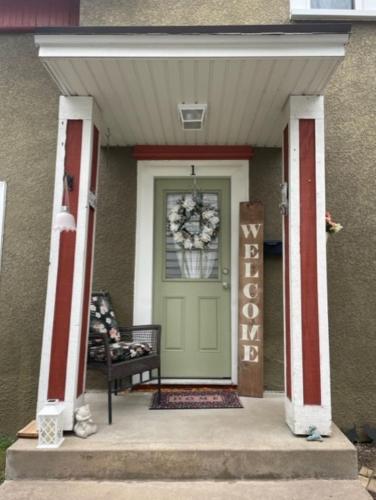 Anoka Apartments in Historical Victorian House in Anoka, USA