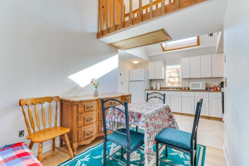 Charming Old Lyme Cottage, Steps to Private Beach! in Old Lyme, USA