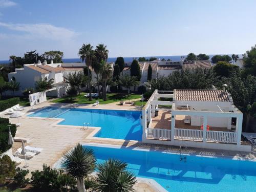 Son Xoriguer appartement calme, mer, piscines.Son Xoriguer quiet apartment, sea, swimming pools.