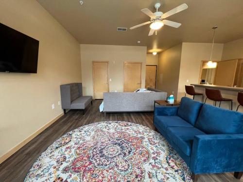 Cannery Square Short Term Rentals -102