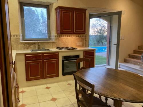 virtuve, Manoir du Bouyssou in Cintegabelle