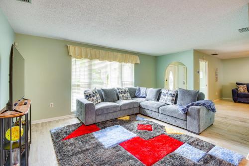 6 Mi to Beach, Beach Gear Idyllic Bradenton Home in Bradenton, USA