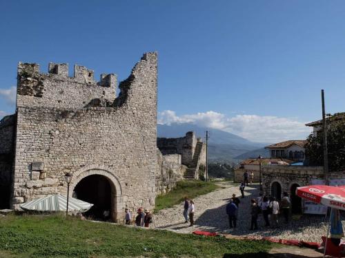 Villa Maria - Berat Castle