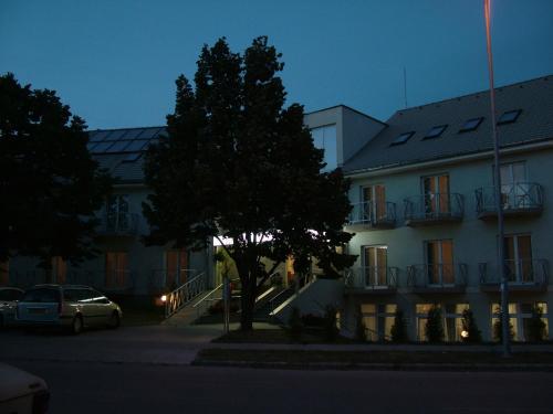Hotel Pontis in Biatorbágy