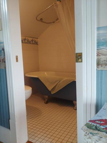 Bugaboo Cottages Bugaboo Cottages