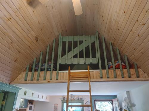 Bugaboo Cottages Bugaboo Cottages