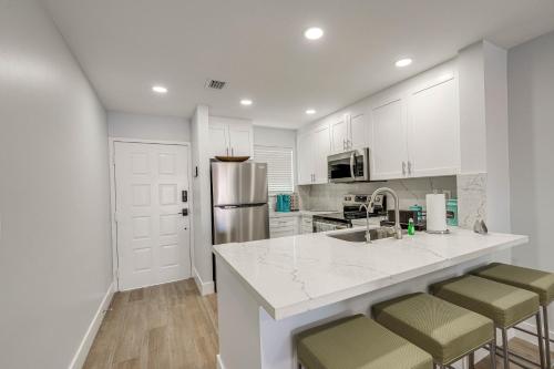 Laptop-Friendly Key Largo Condo with Pool View! in Key Largo, USA