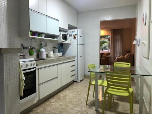 Apartamento Tombo Guarujá (Apartamento Tombo Guaruja) in อัสตูเรียส
