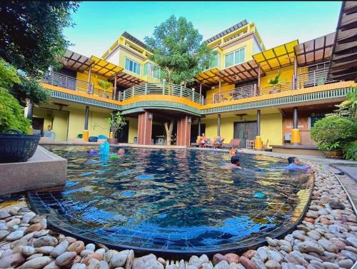 Suanmalisamuivilla G04