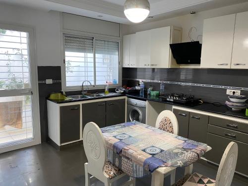 Villa El mansoura S+3 in Kelibia