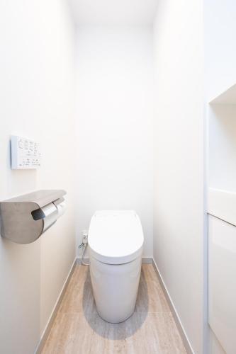 ROTA105 Room Type - Family Room with Bath