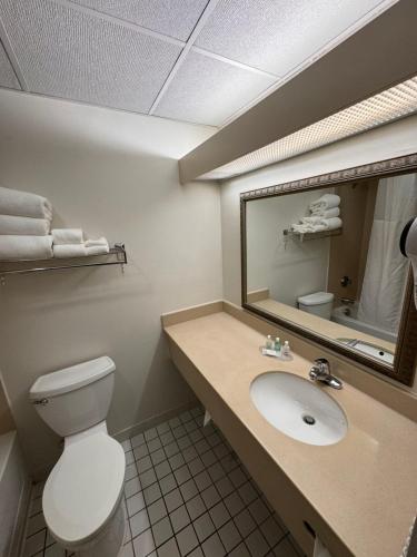 Clarion Inn Frederick Event Center - image 3