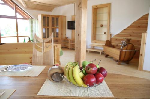 Ferienwohnung Gmeinwieser 6.7km von Waldstraße entfernt
